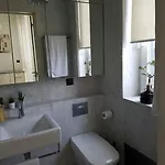 奥古斯托维埃拉公寓 公寓 *